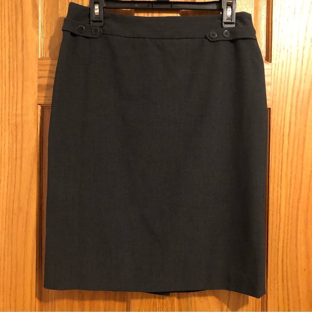 Chaus Charcoal Grey Pencil Skirt Zipper Back Closure Size 4
